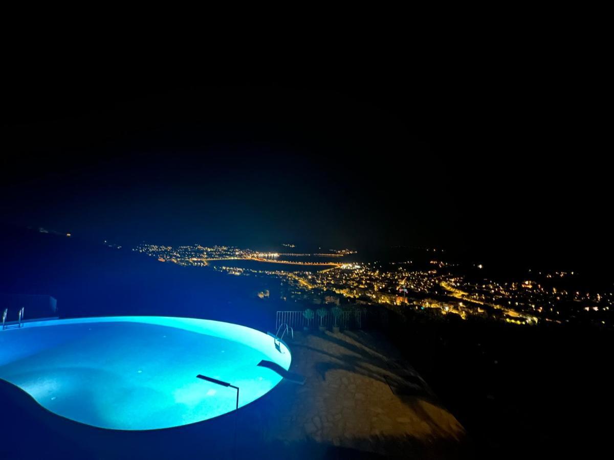 Endless Blue Villa Anavyssos Exterior foto